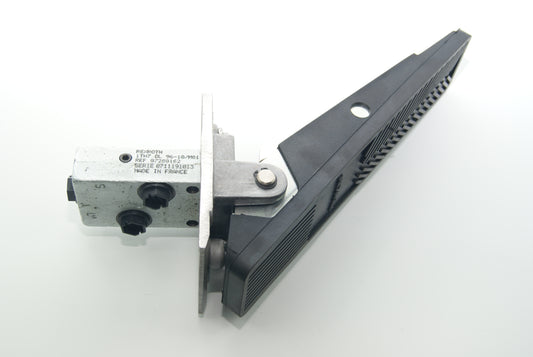 Hydraulic Pilot Control Unit TH7 Rexroth 1TH7 QL 96-10/M01 REF 07280162 SERIE 0711191013 (Request price)