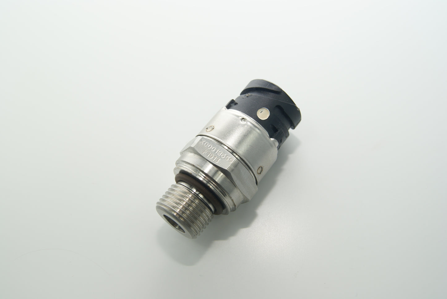 MTU Drucksensor X00018659 F1913