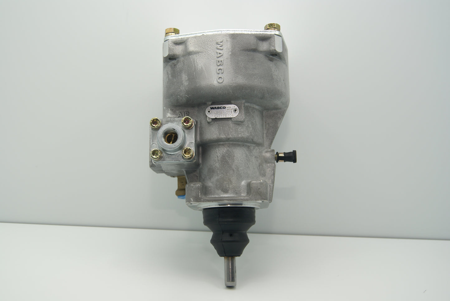 Wabco Clutch booster 4514D13, 1642176708 (Request price)