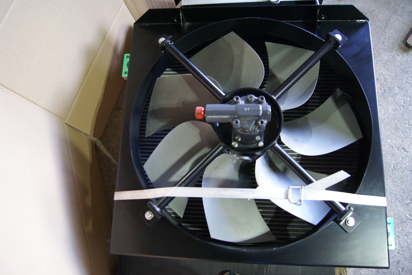 Terex Fuchs 5501660994 KÜHLER