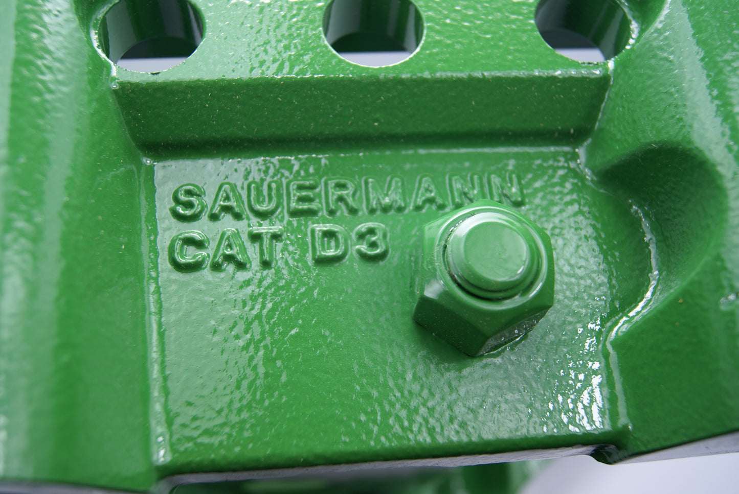 John Deere AL176530 Fastening of the towing device  (Request price)