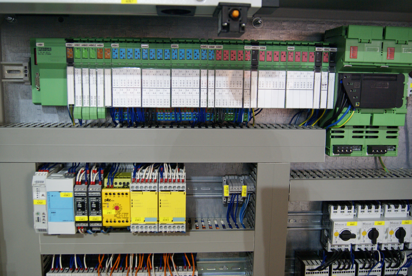 Kompaktschränke Rittal AE 1110