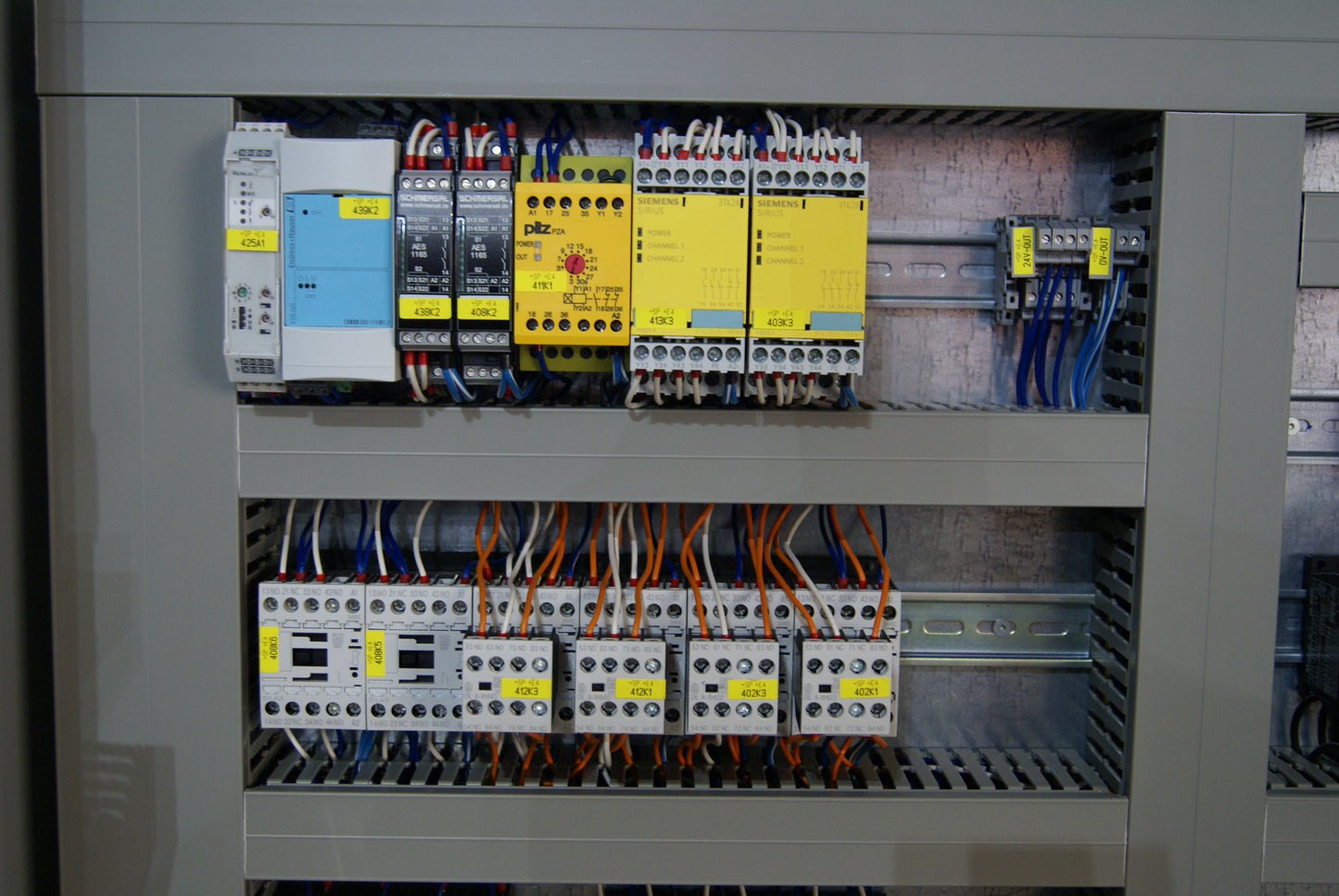 Kompaktschränke Rittal AE 1110