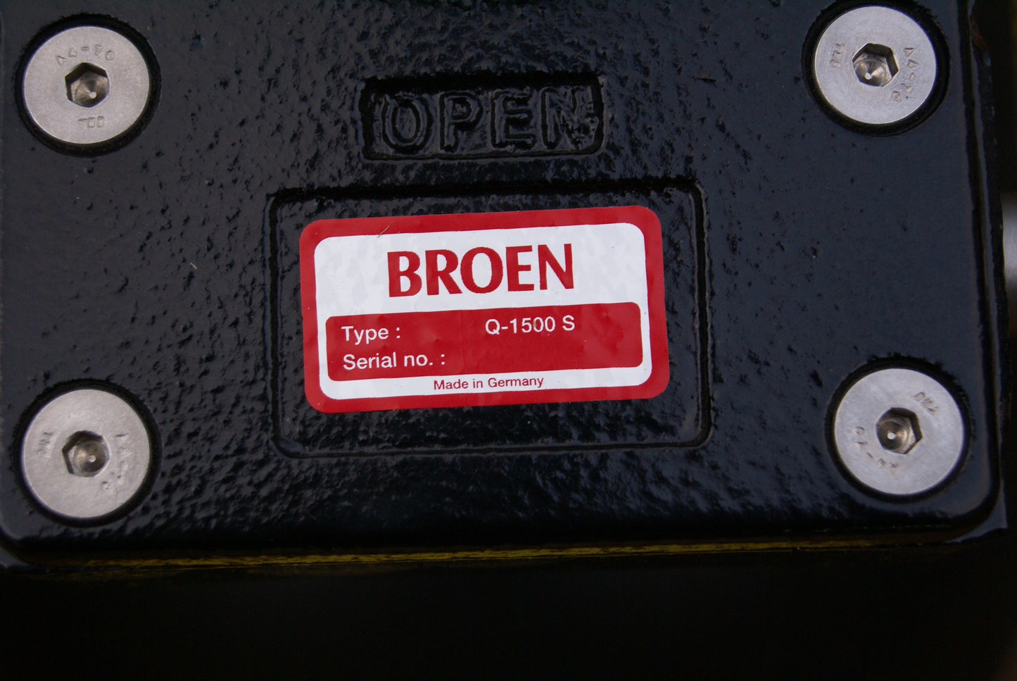 Stahlkugelhahn Broen Ballomax DN200 PN25 mit Flansch, mit Getriebe