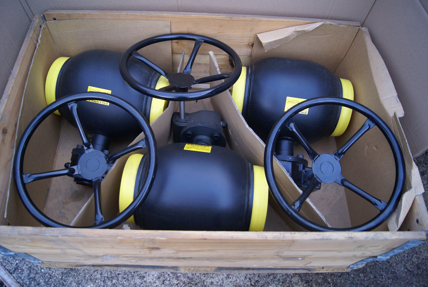 Stahlkugelhahn Broen Ballomax DN200 PN25 mit Flansch, mit Getriebe