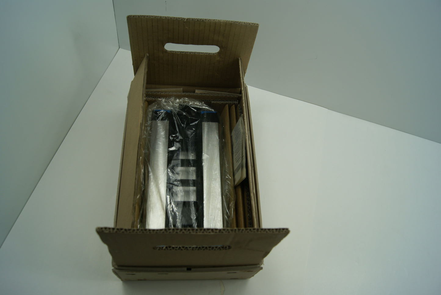 B.RUNNER BLOCK CS KWC-065-SLS-C0-N-2 S  Rexroth R162962010  (Request price)