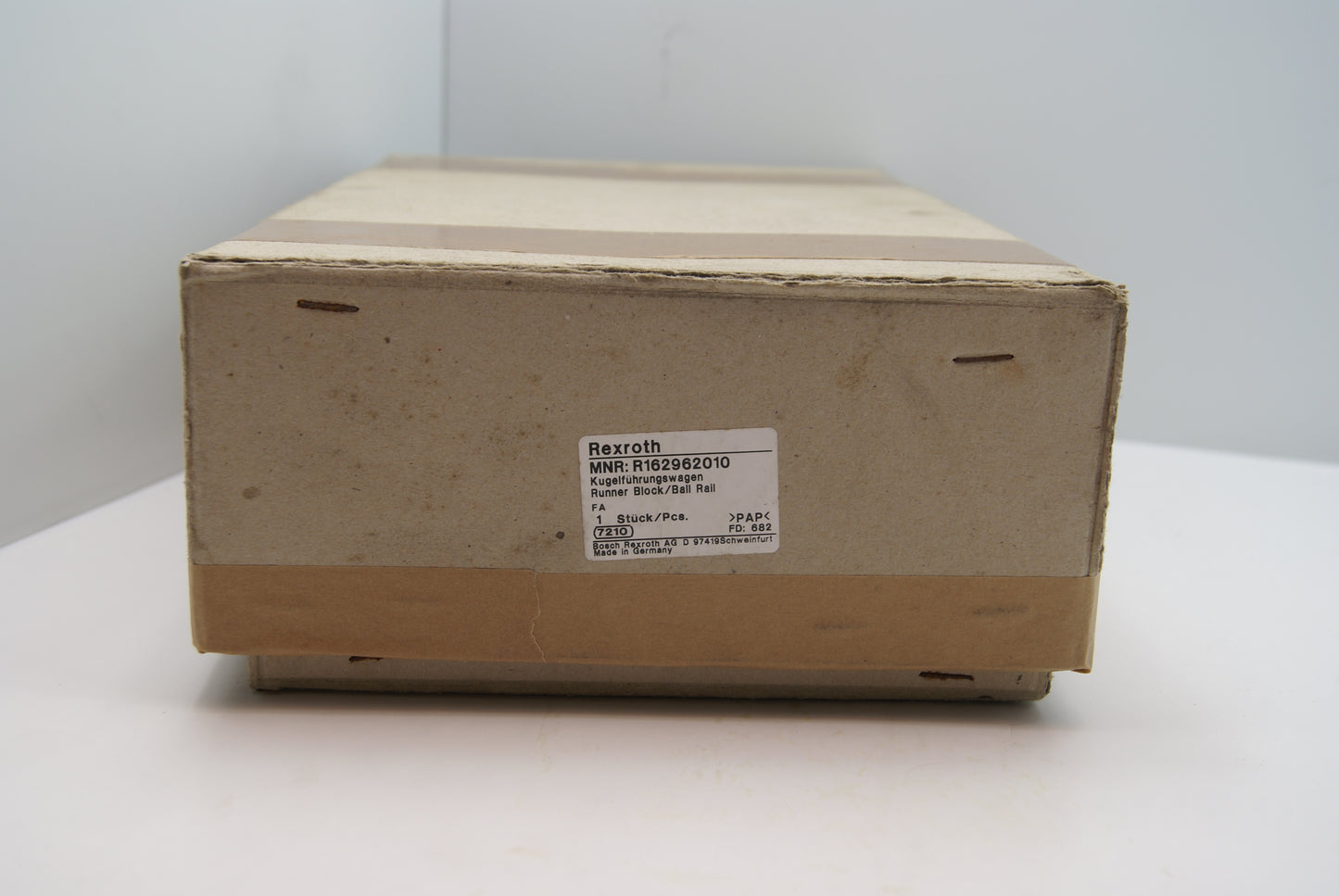 B.RUNNER BLOCK CS KWC-065-SLS-C0-N-2 S  Rexroth R162962010  (Request price)
