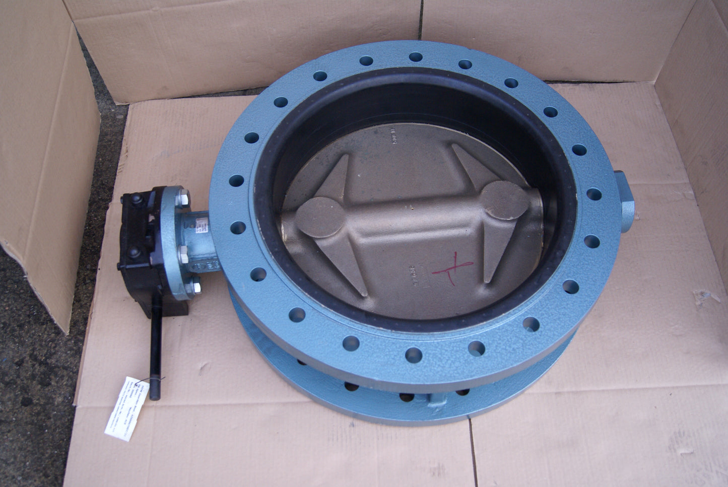 Weichdichtendes Doppelflanschventil DN500 GGG40, F 012-K1, Hemd PN10, EBRO Amaturen