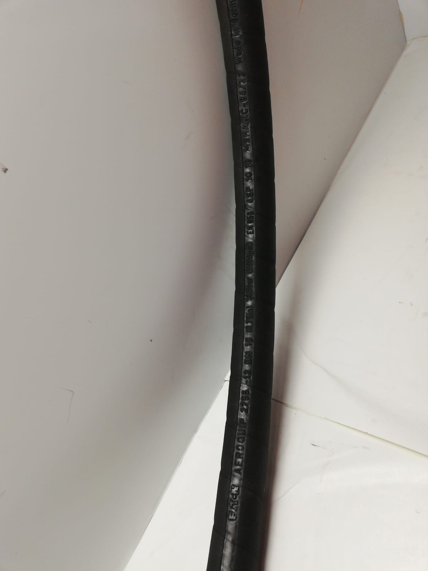 Industrial Hoses, EATON 6C3471-12, EATON 380 1304 7623902  (Request price)