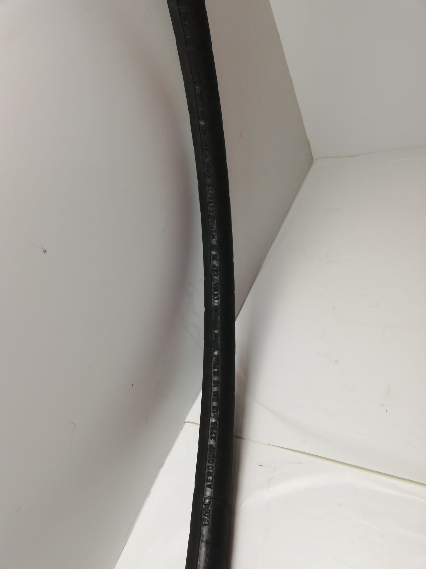Industrial Hoses, EATON 6C3471-12, EATON 380 1304 7623902  (Request price)