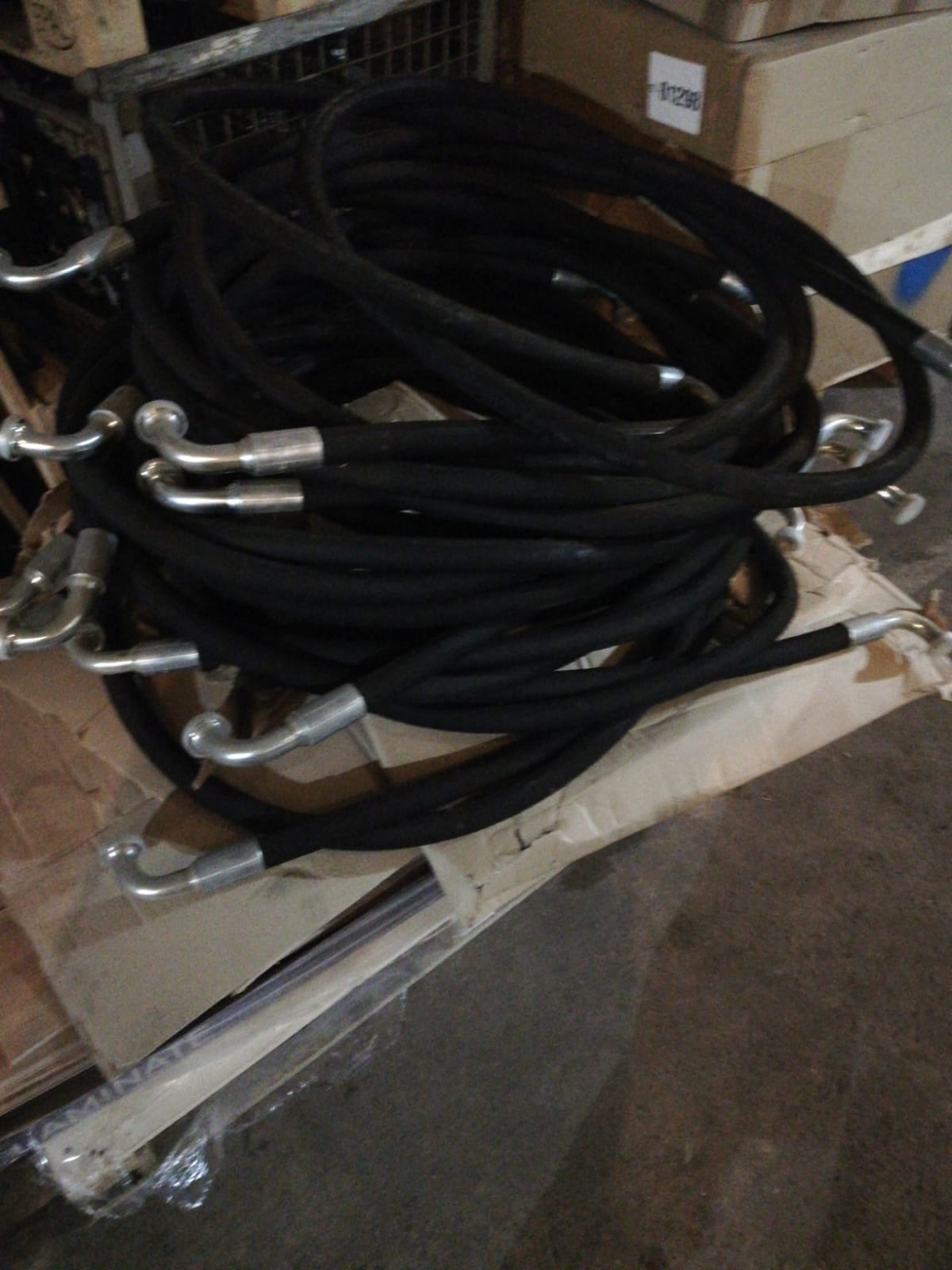 Industrial Hoses, EATON 1WA 16 , EATON 420 1012 108 15 116  (Request price)