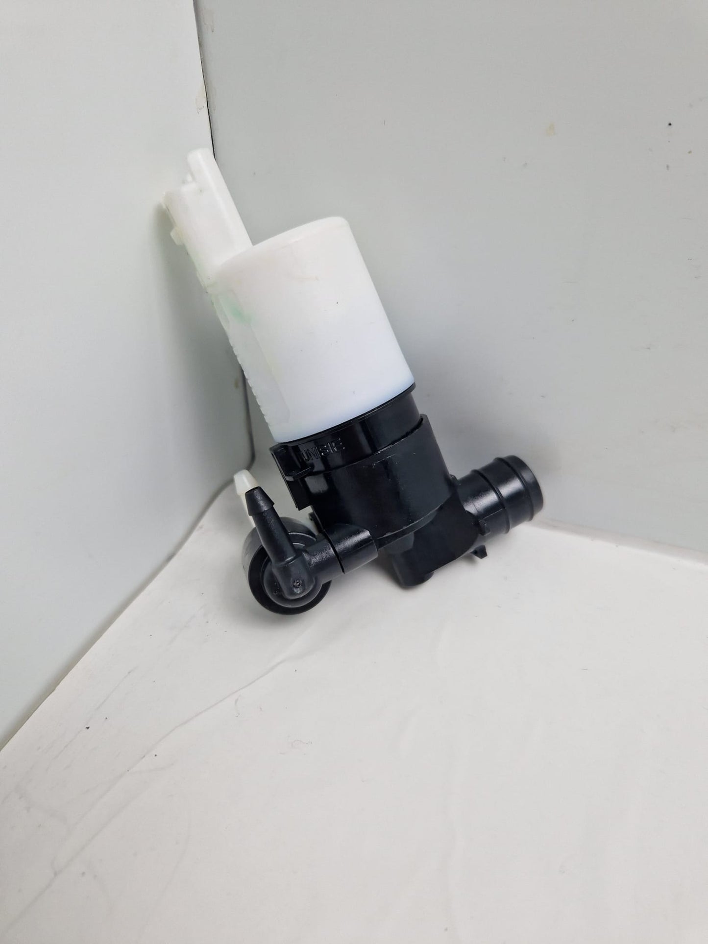 Windshield washer pump SEIM 115659 FEBI 24633