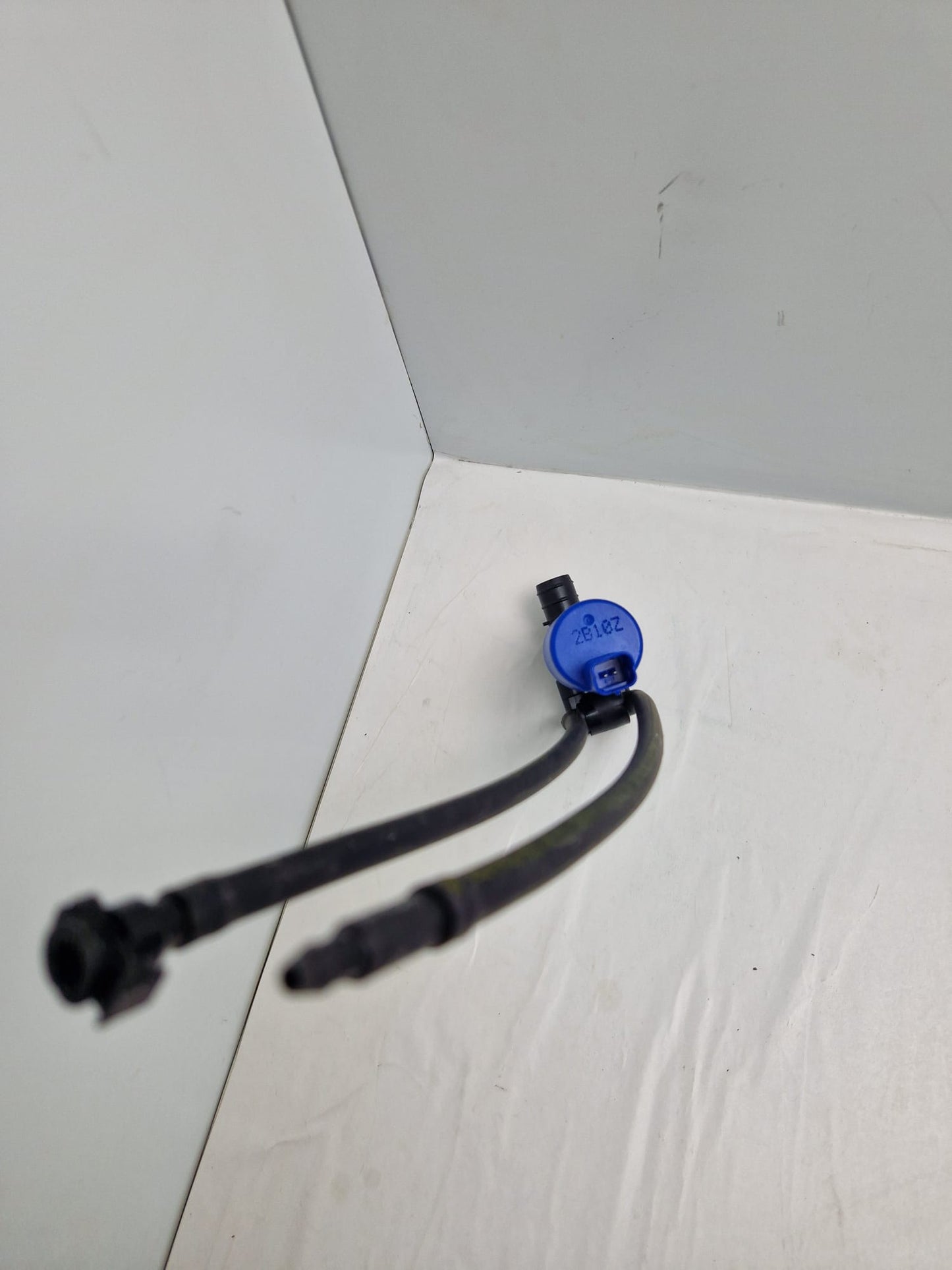 Windshield washer pump SEIM Z 113961, 9680789680, FEBI 103389  (Request price)