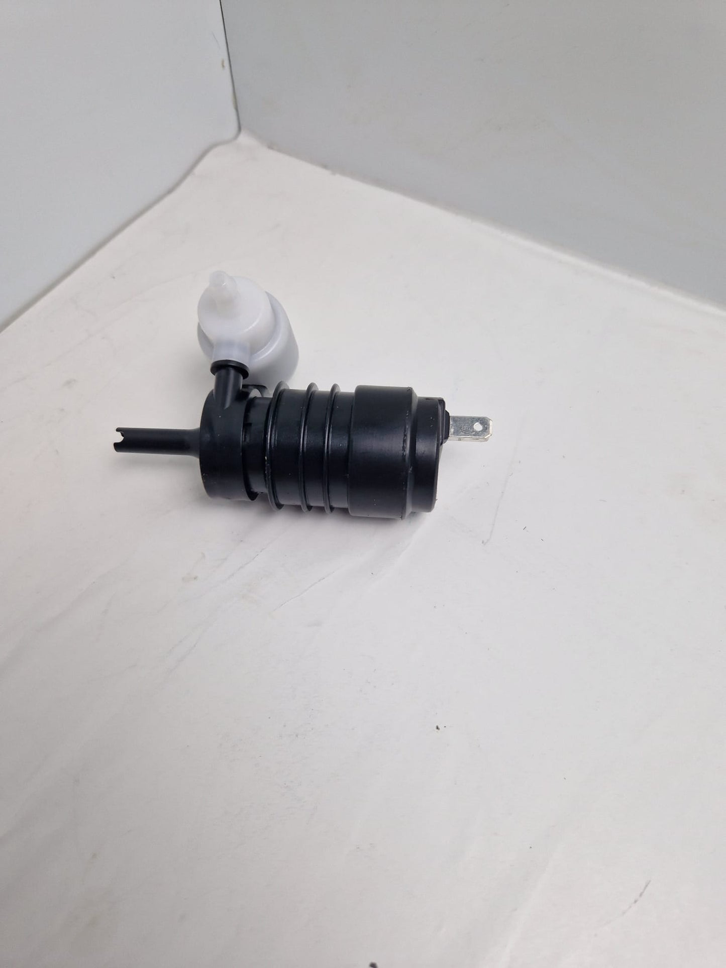 Windshield washer pump SEIM 082182, 20210411  (Request price)