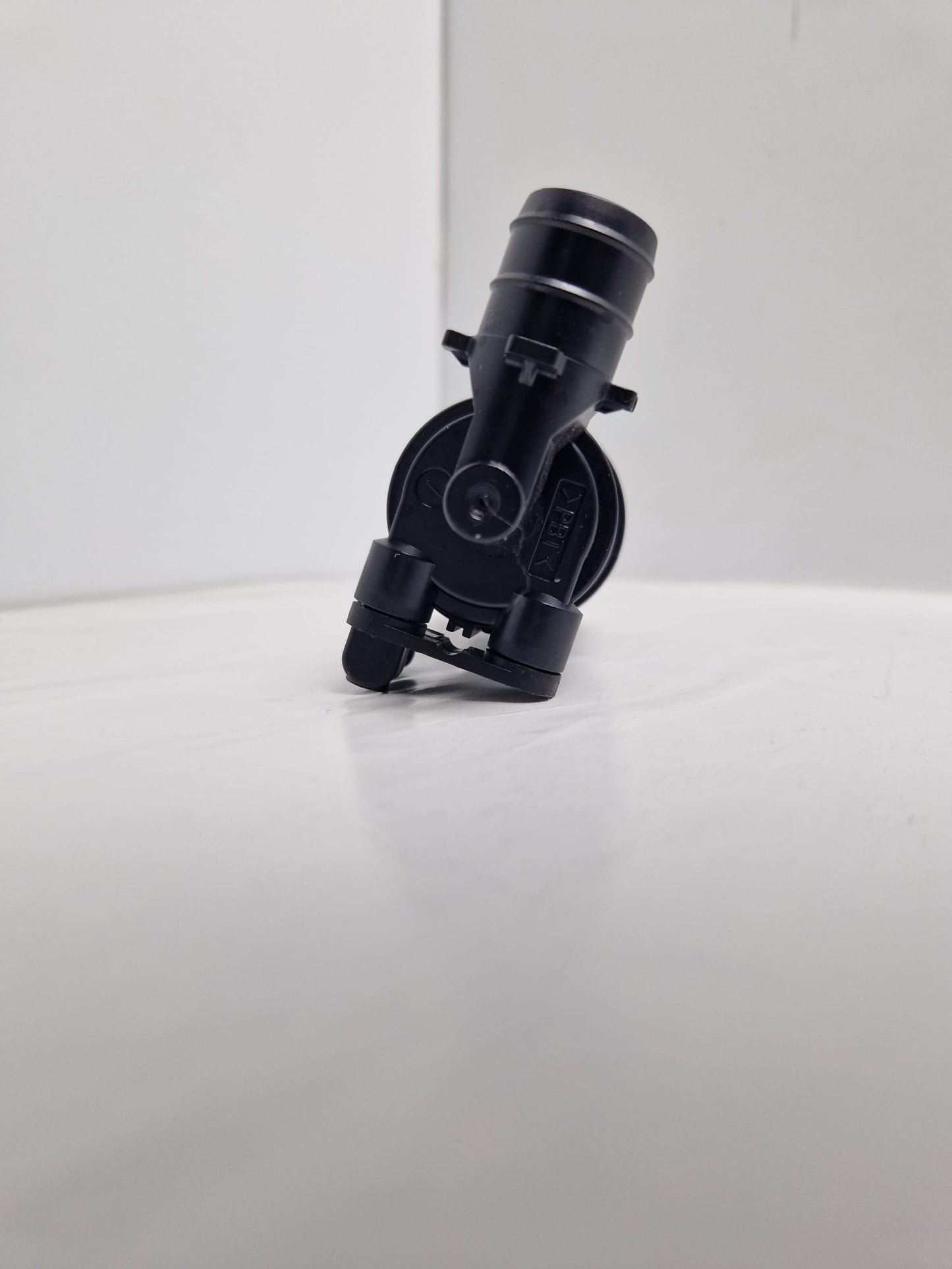 Windshield washer pump SEIM Z 113698, FEBI 27351  (Request price)