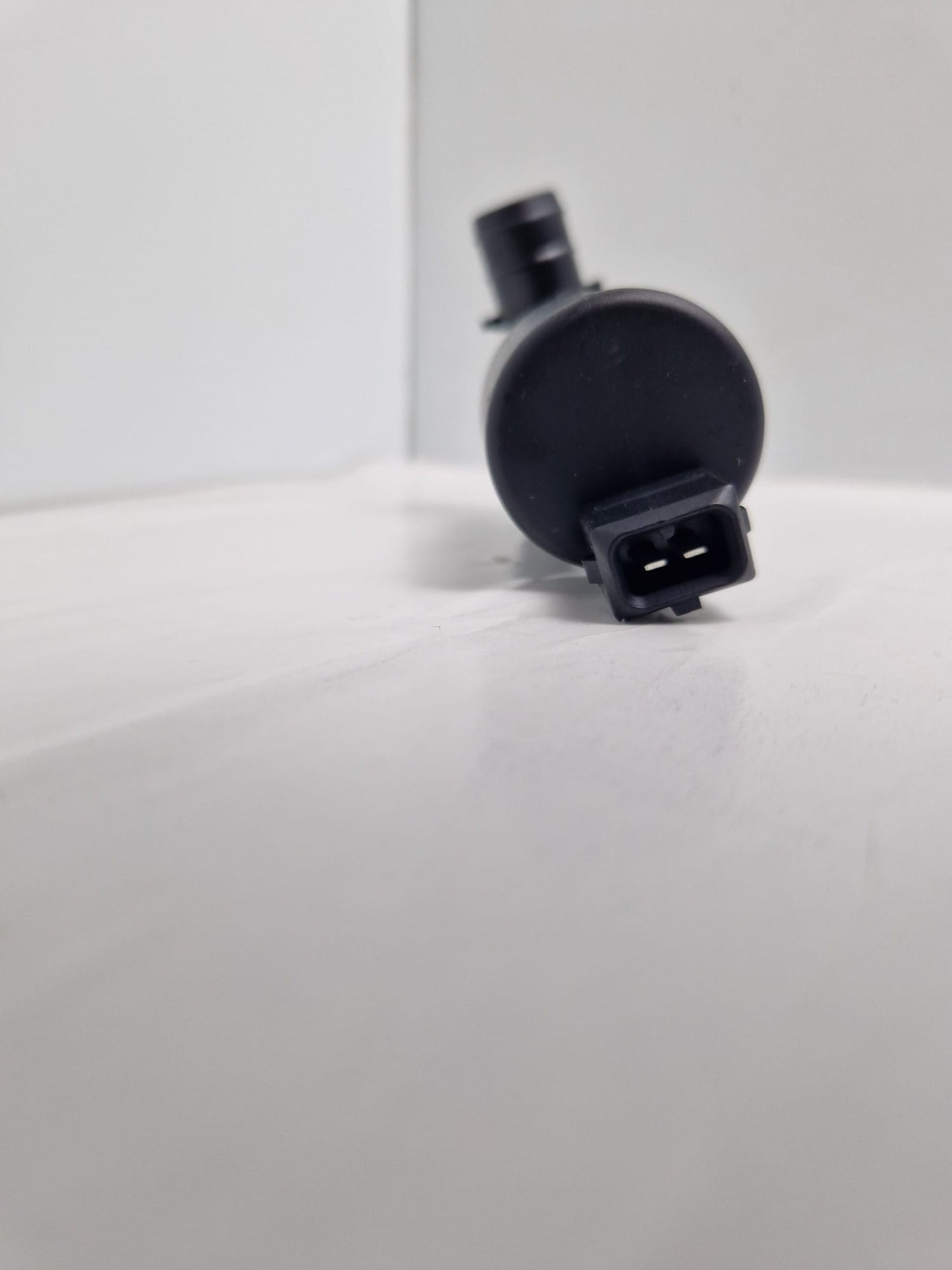 Windshield washer pump SEIM Z 113698, FEBI 27351  (Request price)