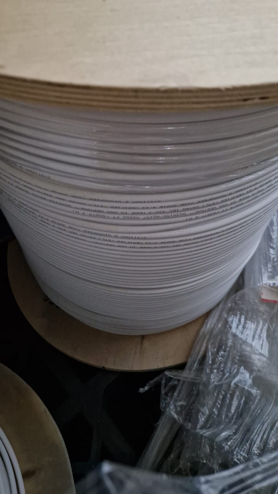 Cables 3091B WH 4/23 R3000 76016054  (Request price)