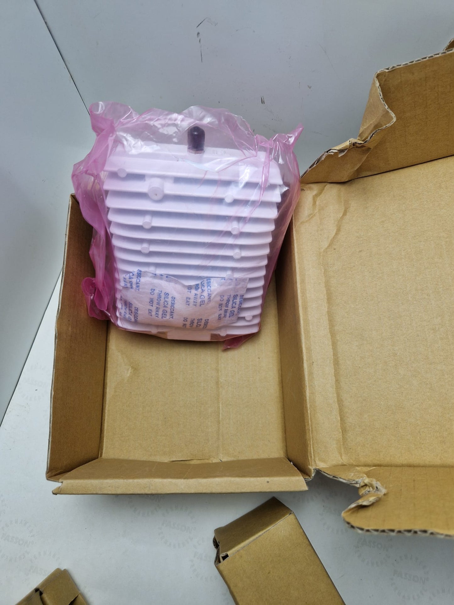 UP CONVERTER KU BAND 2W BUC, RoHS, F-Conn (Request price)