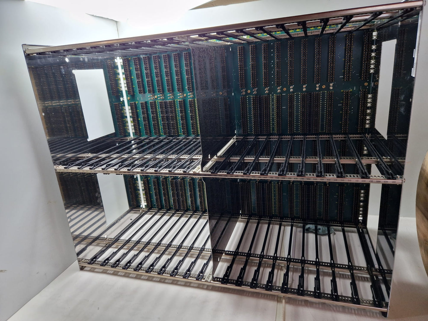 EWSD SWITCH SUB RACKS Siemens S30804-B2710-X-7/04 (Request price)
