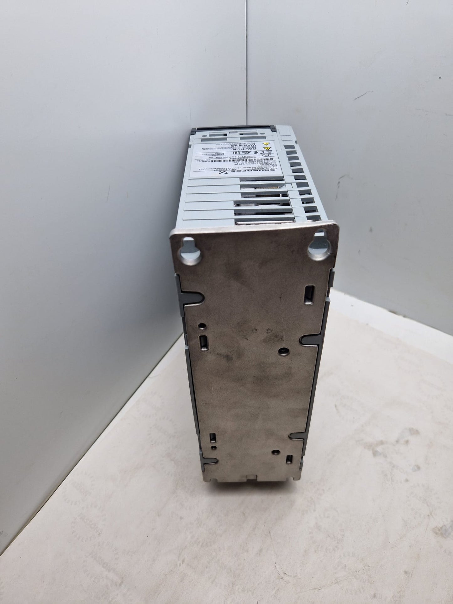 Grundfos CUE 3X380-500V IP20 0.75KW 2.4 (96754676)  (Request price)