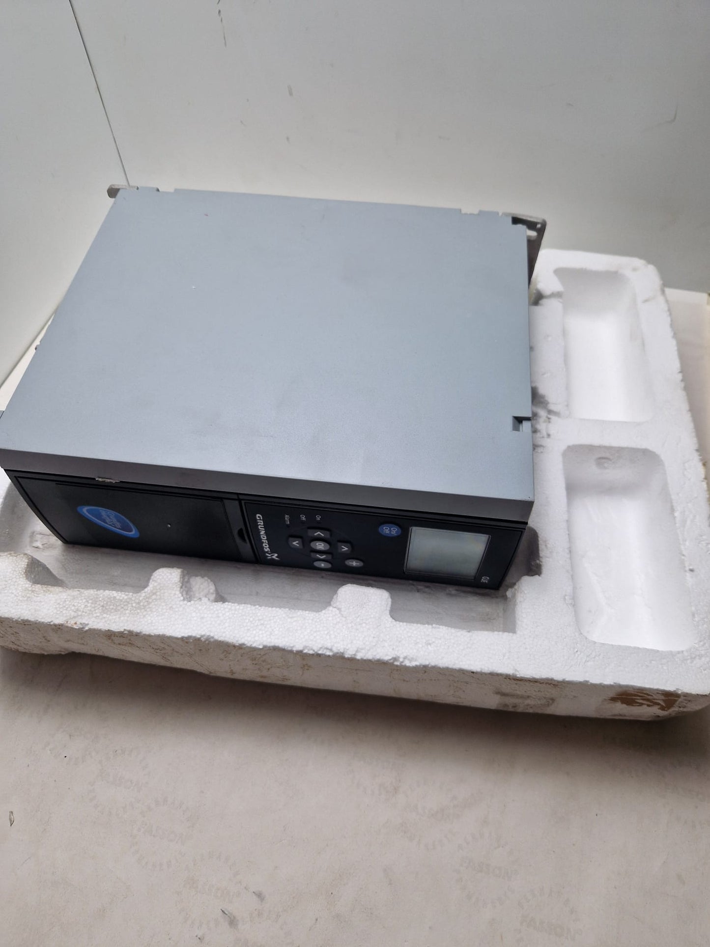 Grundfos CUE 3X380-500V IP20 0.75KW 2.4 (96754676)  (Request price)