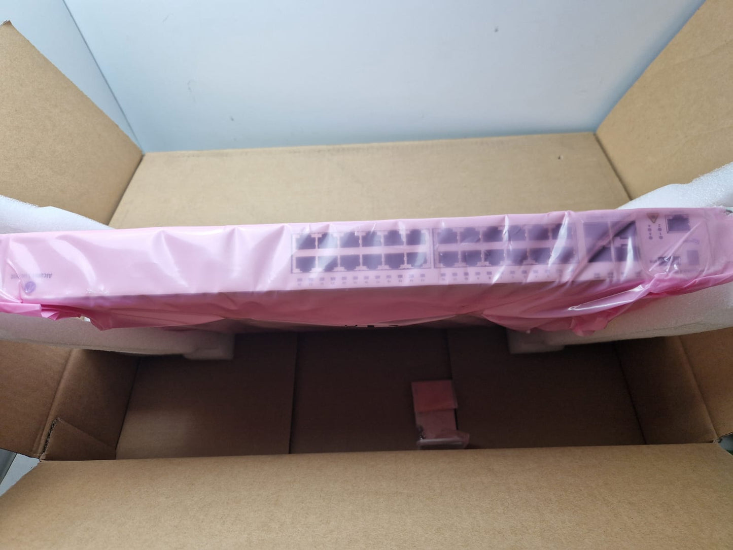 Alcatel-Lucent OS6400-P24, 902622-90  (Request price)