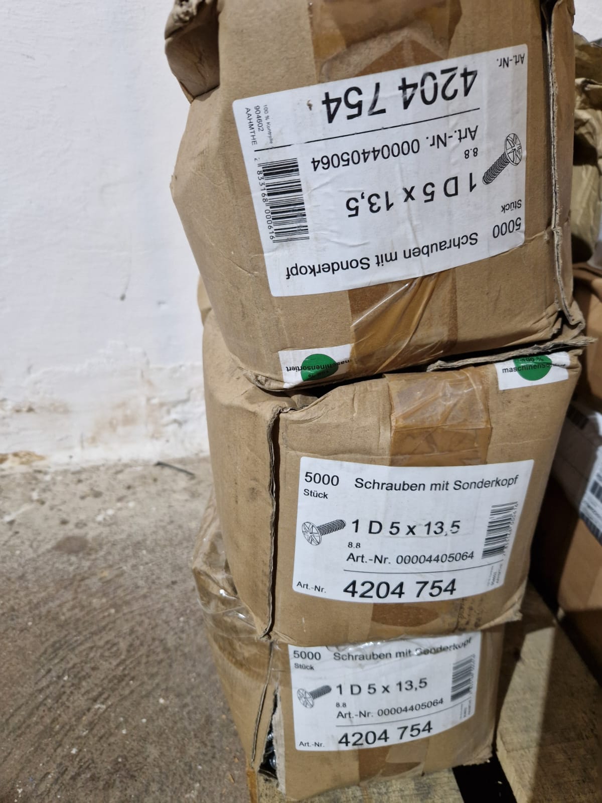 Screws with special head 1 D 5 x 13,5 (Request price)