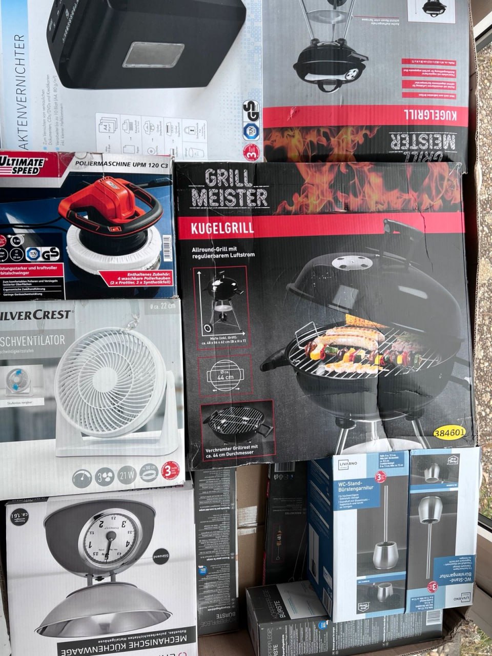 Mixed pallets with household appliances and household goods at reduced prices. (Request price)