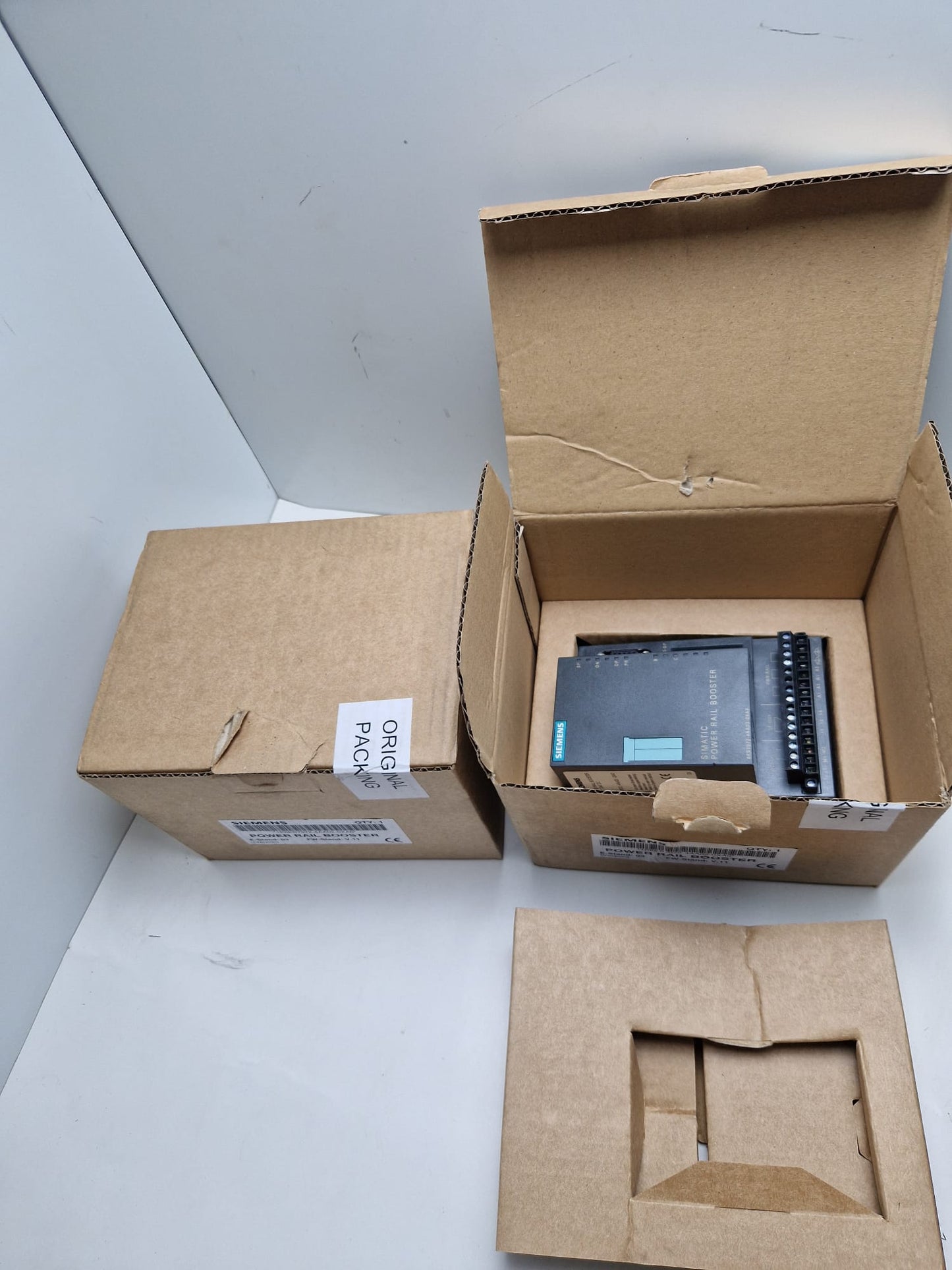 Power Schienen Booster 6ES7972-4AA02-0XA0 Siemens (Request price)