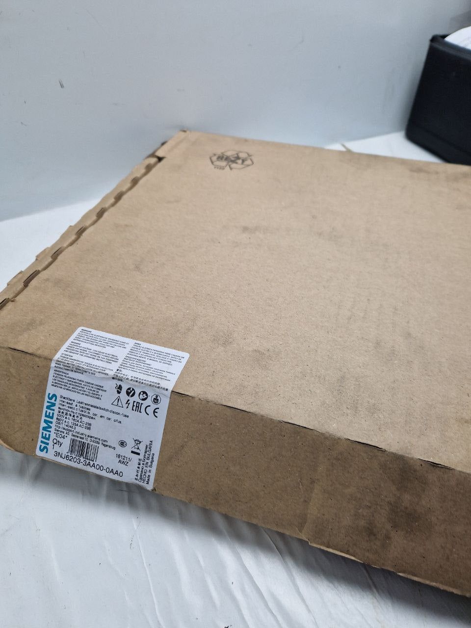 Switch disconnector 3NJ6203-3AA00-0AA0 SIEMENS (Request price)