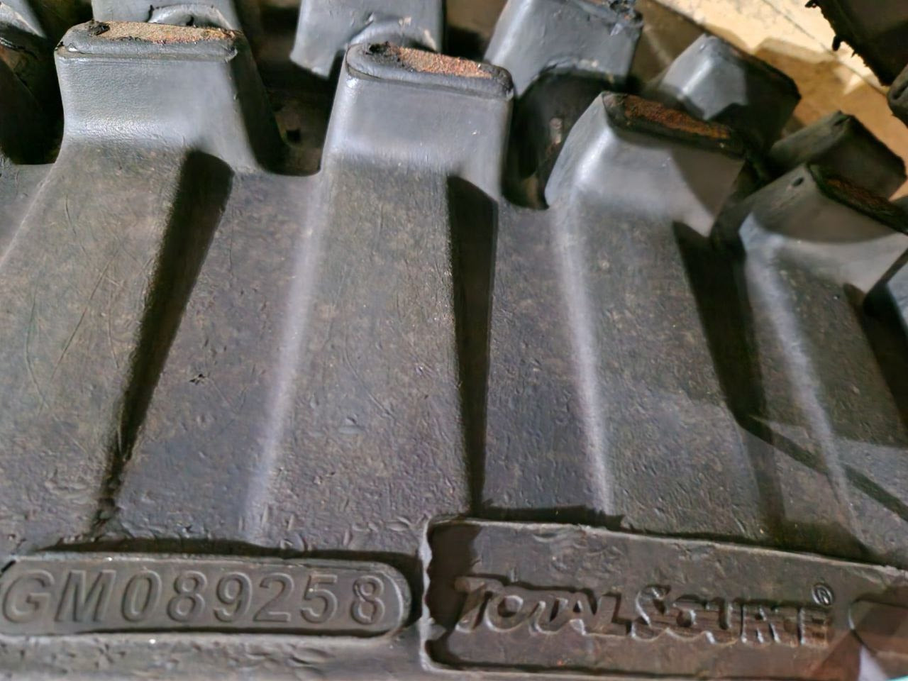 TVH TotalSource TRACK 10626941 GM 089258 400 x 72.5W x 70 / 804 .2 (Request price)