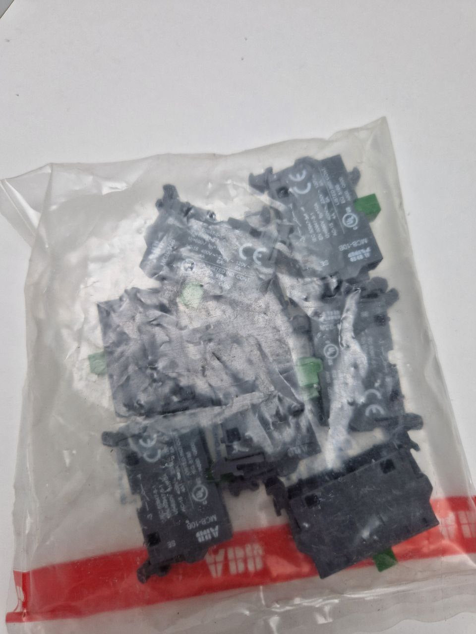 ABB 1SFA611610R2001, MCB-10B Contact Block
