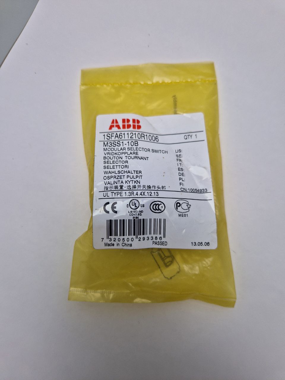 ABB 1SFA611210R1006, M3SS1-10B  Selector Switch  (Request price)