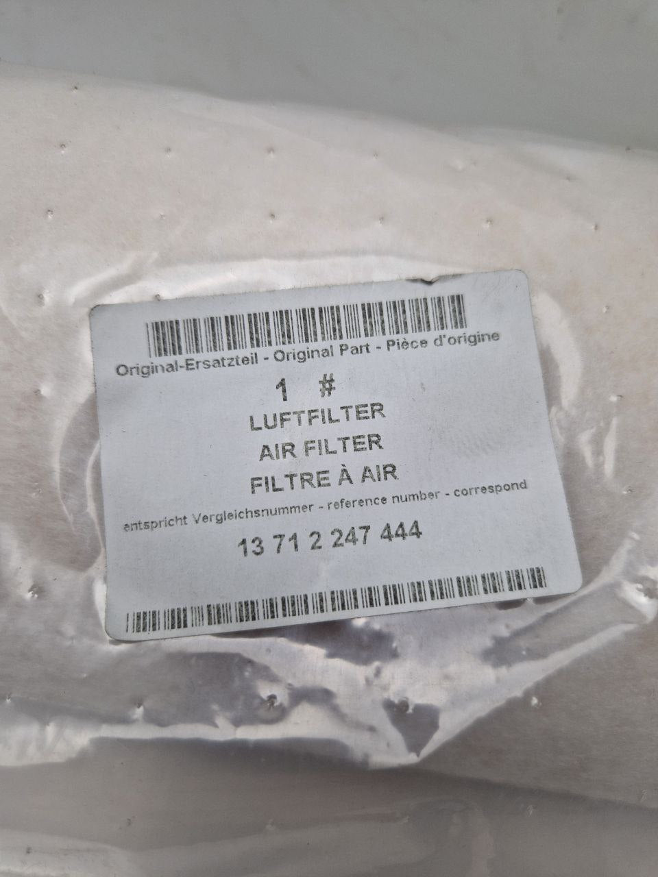 MANN FILTER C15143/1, 13 71 2 247 444 AIR FILTER (Request price)