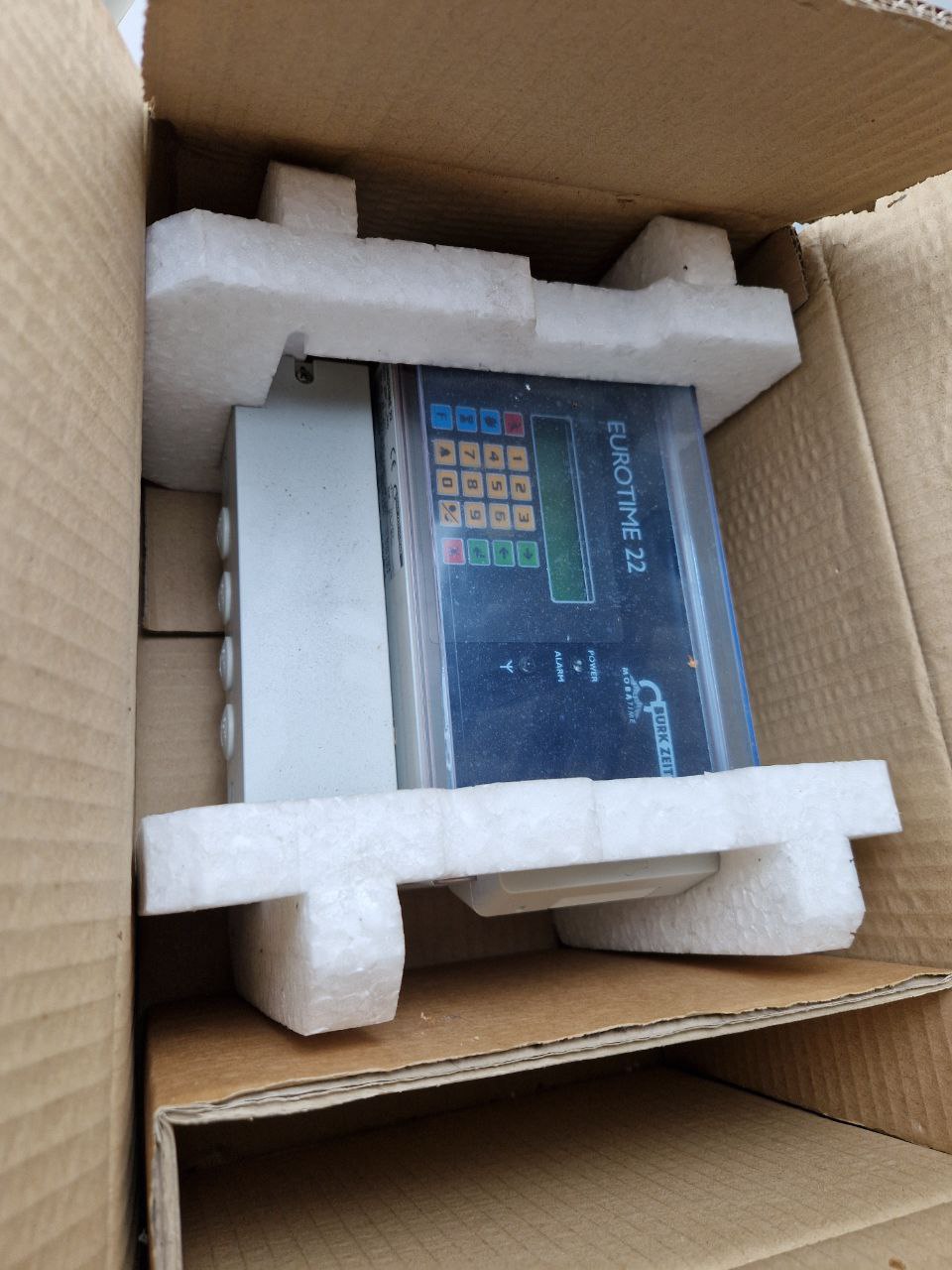 COMPUTER MASTER CLOCKS EUROTIME 22  (Request price)