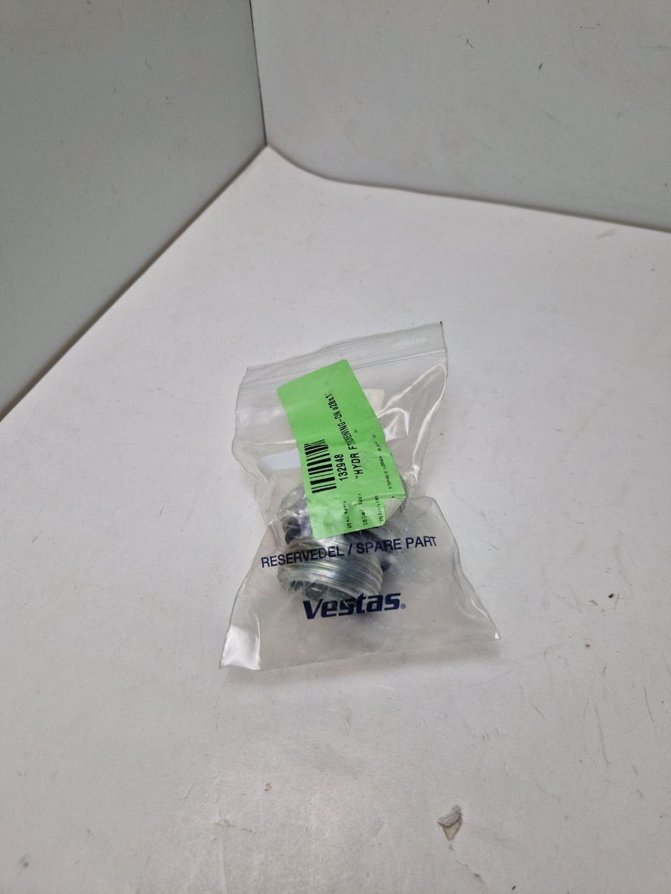 CONNECTOR,ISO 8434-1,LIGHT,28 mm, Item: Vestas 132948  (Request price)