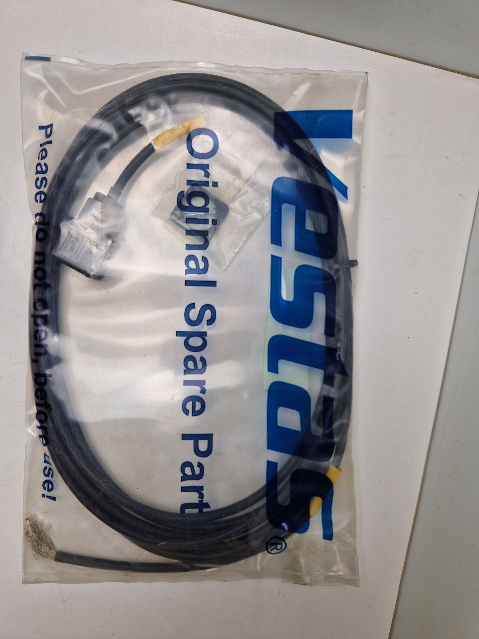 CABLE W438D 2x0,5MM2 HMUS, Item: Vestas 782867   (Request price)