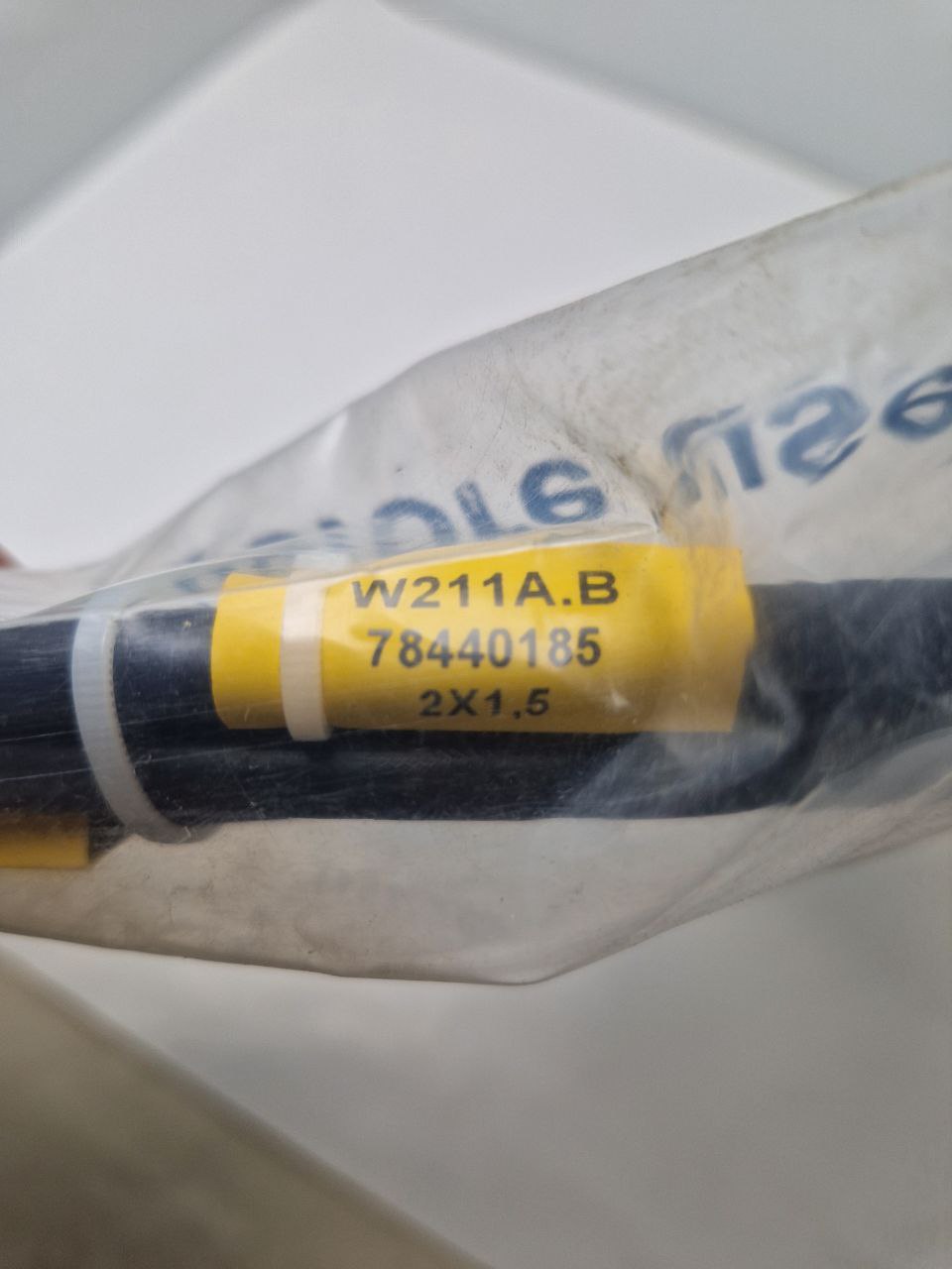 CABLE W211A.B 2X1,5MM2 L=4.5M, Item: Vestas 78440185  (Request price)