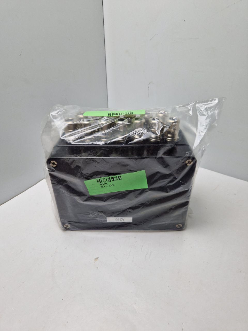 BOX - A210,  Item: Vestas 783846  (Request price)