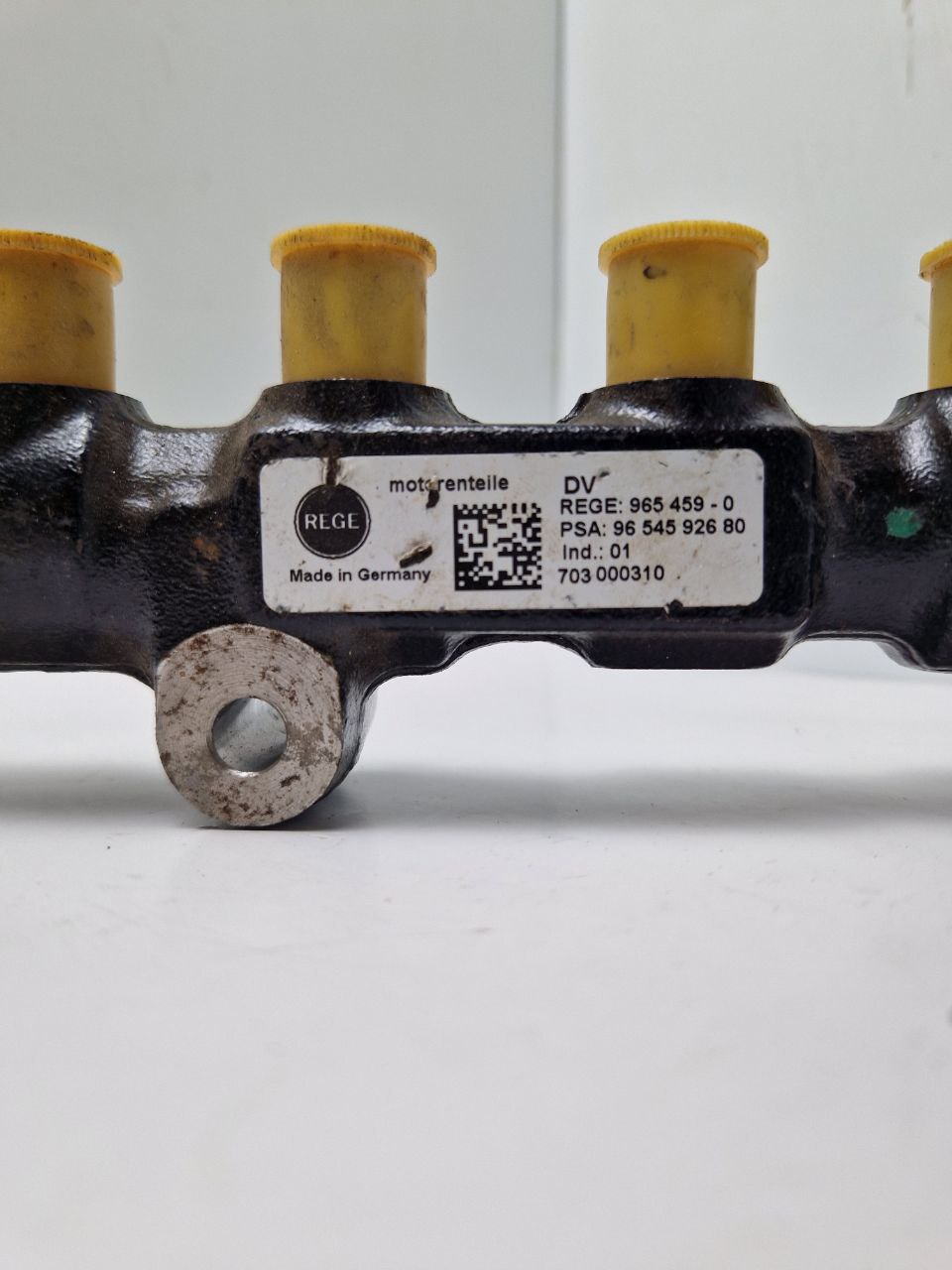 Fuel Rail Citroen C4 Grand Picasso from 2006 to 2010 | REGE: 965459-0 / 9654592680 6PH1001 / 9655465480  (Request price)