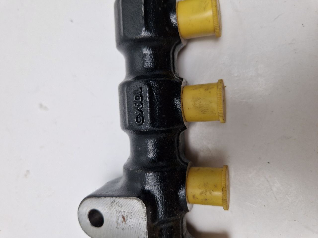 Fuel Rail Citroen C4 Grand Picasso from 2006 to 2010 | REGE: 965459-0 / 9654592680 6PH1001 / 9655465480  (Request price)