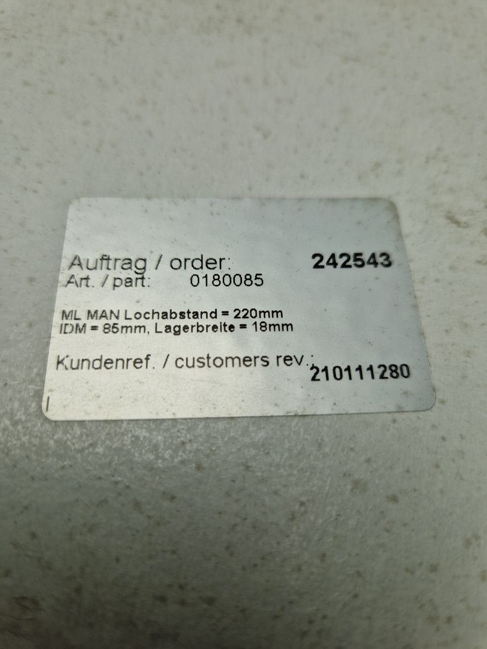 Cardan shaft hanger bearing, Hole spacing = 220mm, IDM = 85mm, bearing width = 18mm, ML MAN  (Request price)