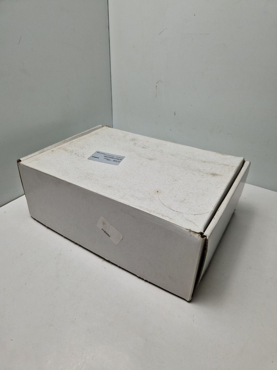 Cardan shaft hanger bearing, Hole spacing = 220mm, IDM = 85mm, bearing width = 18mm, ML MAN  (Request price)