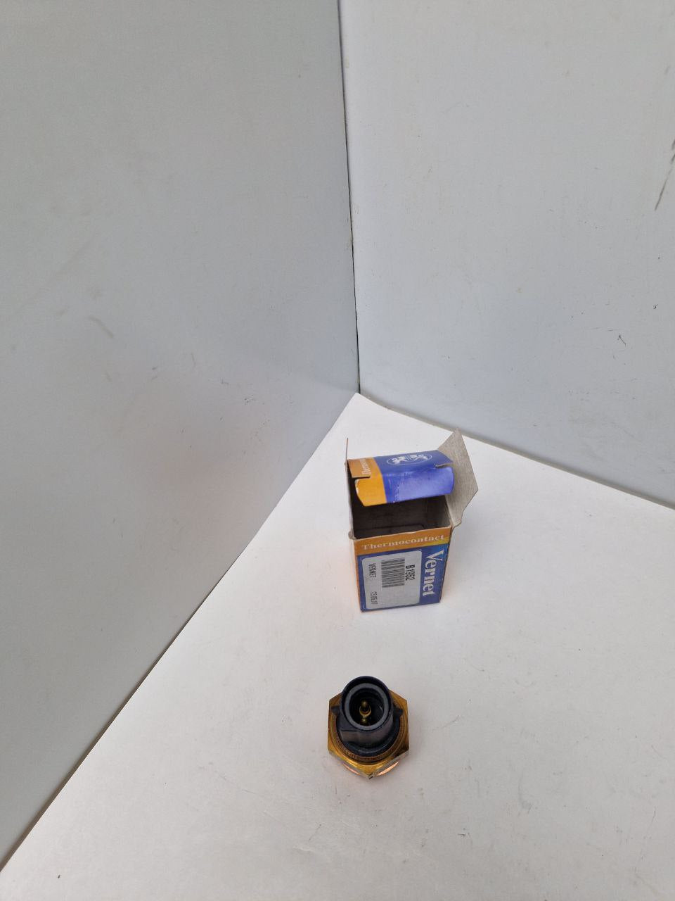 Vernet B1952 Temperature switch, radiator fan (Request price)