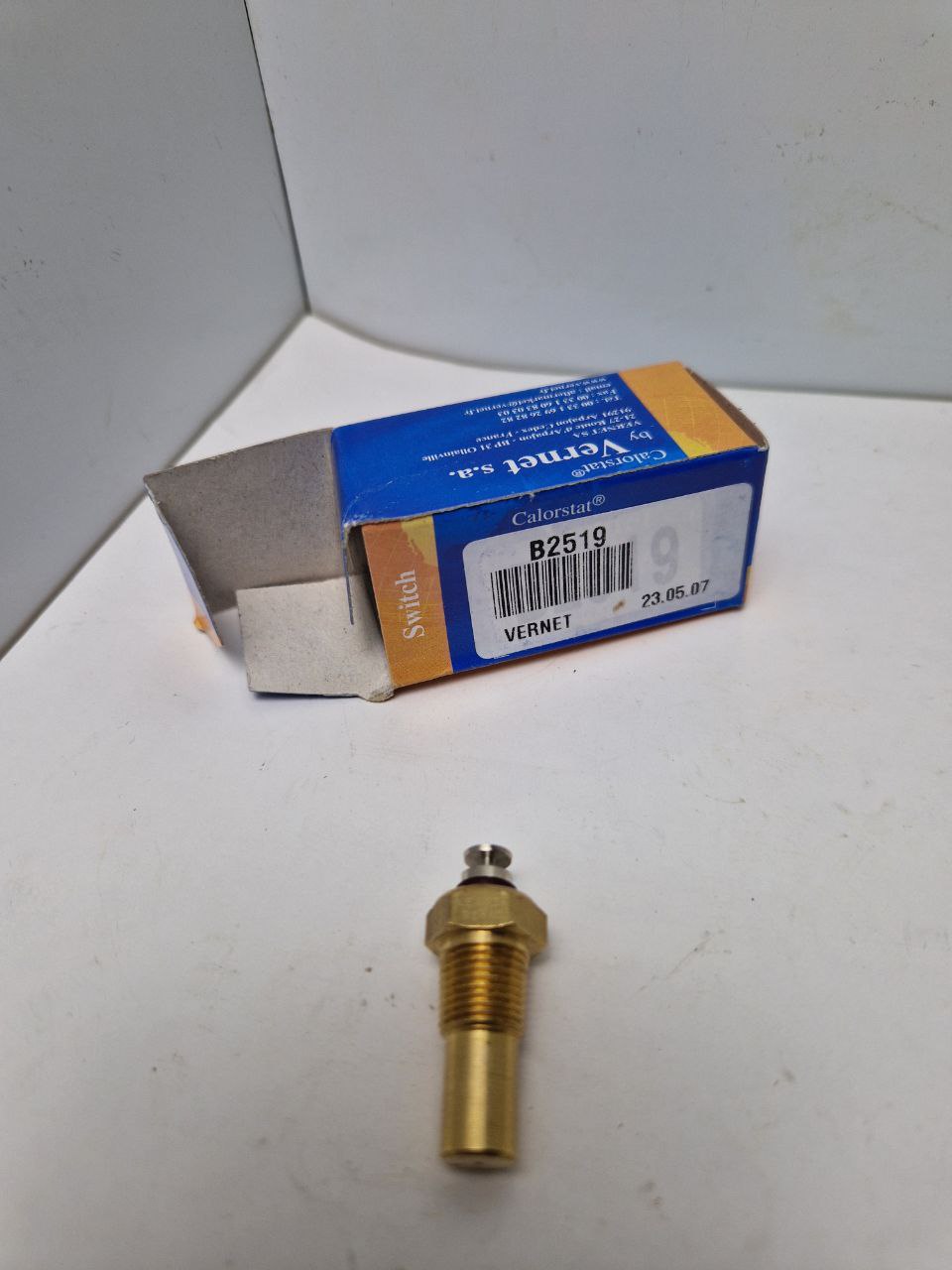 Vernet B2519 Sensor, coolant temperature (Request price)