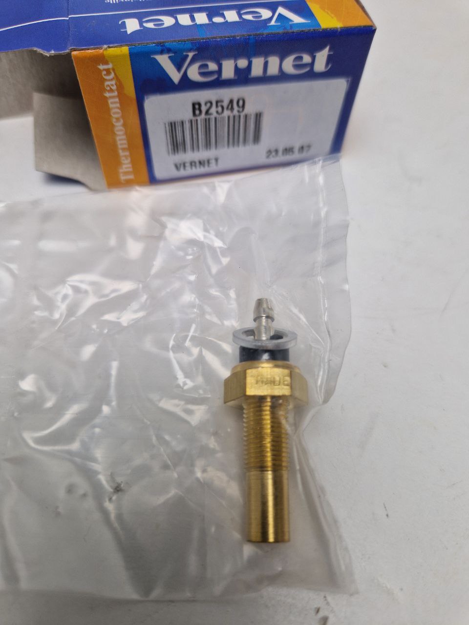 Vernet B2549 Sensor, coolant temperature (Request price)
