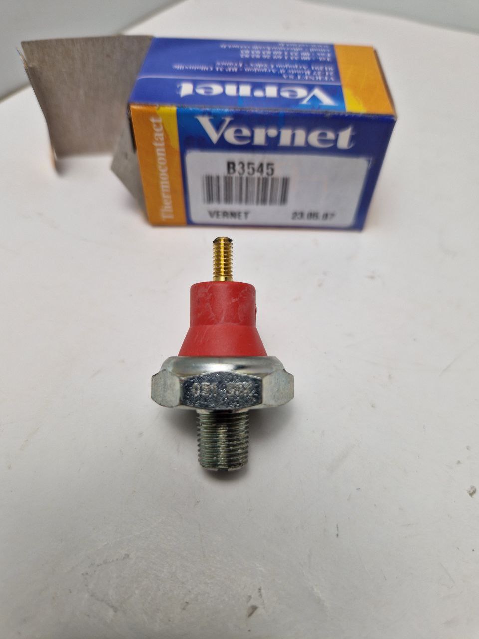 Vernet B3545 Oil pressure sensor (Request price)