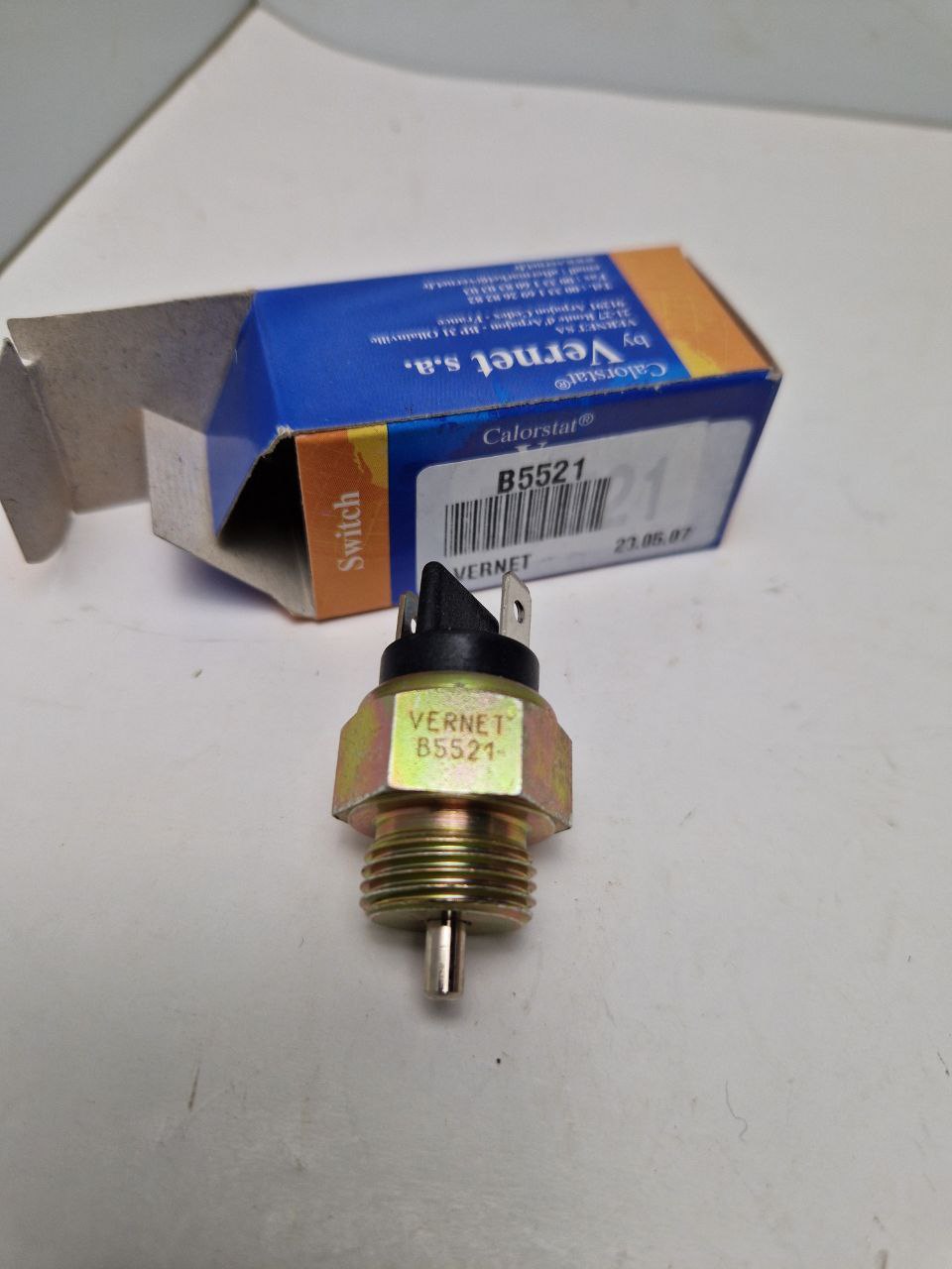 Vernet B5521 Reverse light switch sensor (Request price)