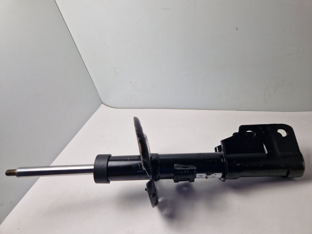 Storage of the amortizer Monroe ME 5666201, PSA 2403061 (Request price)
