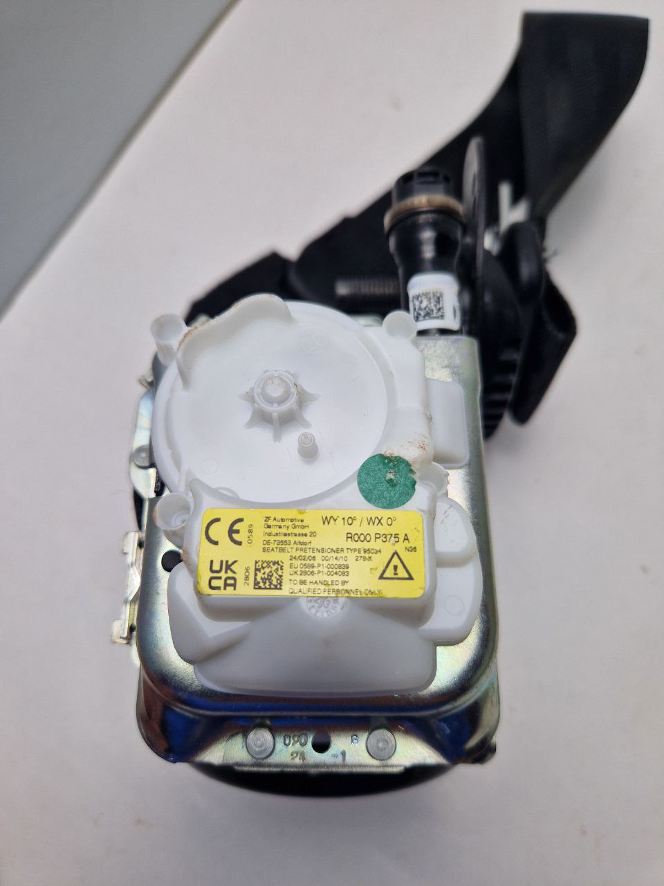 SEATBELT PRETENSIONER TYPE 95034; R000 P375 A (Request price)